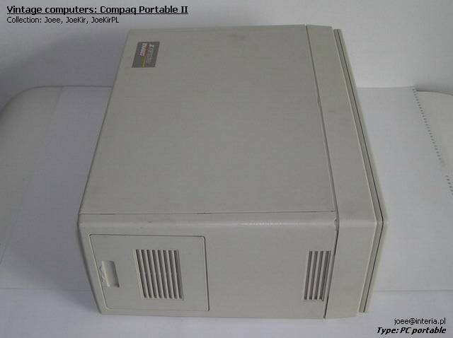 Compaq Portable II - 03.jpg